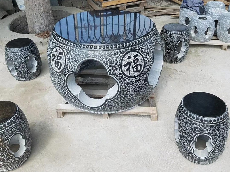 青石圓桌
