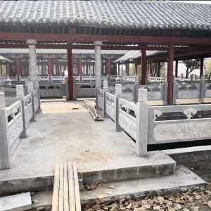 青石欄桿
