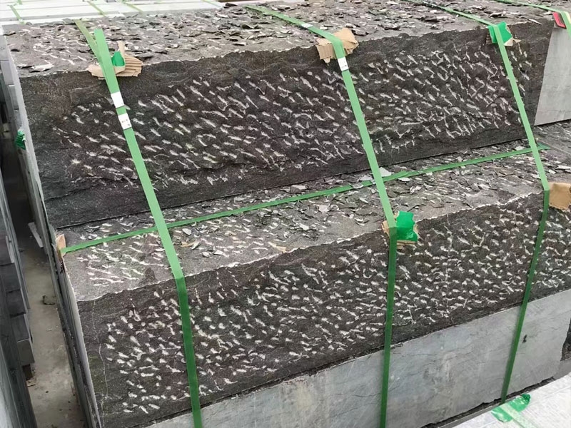 菠蘿面青石板